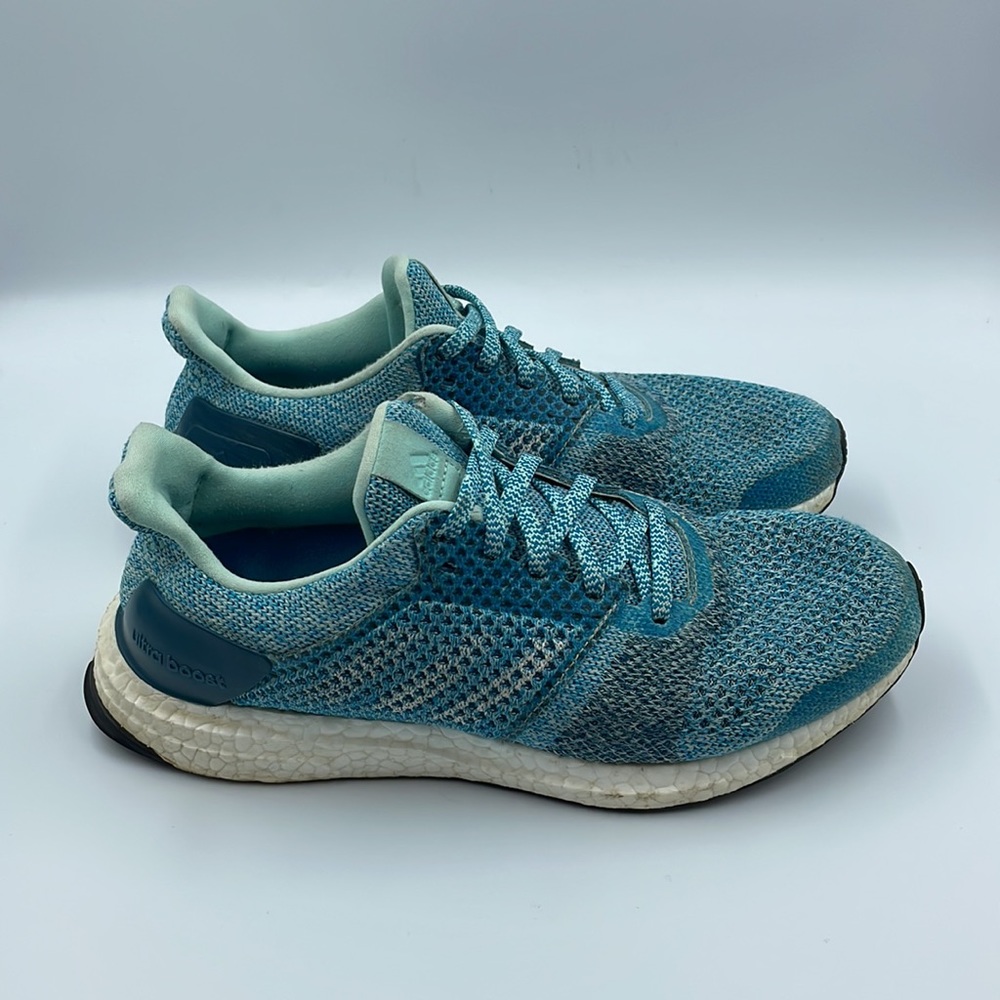 Adidas Ultra Boost ST Running Shoes Women’s Sz 8-1/2”